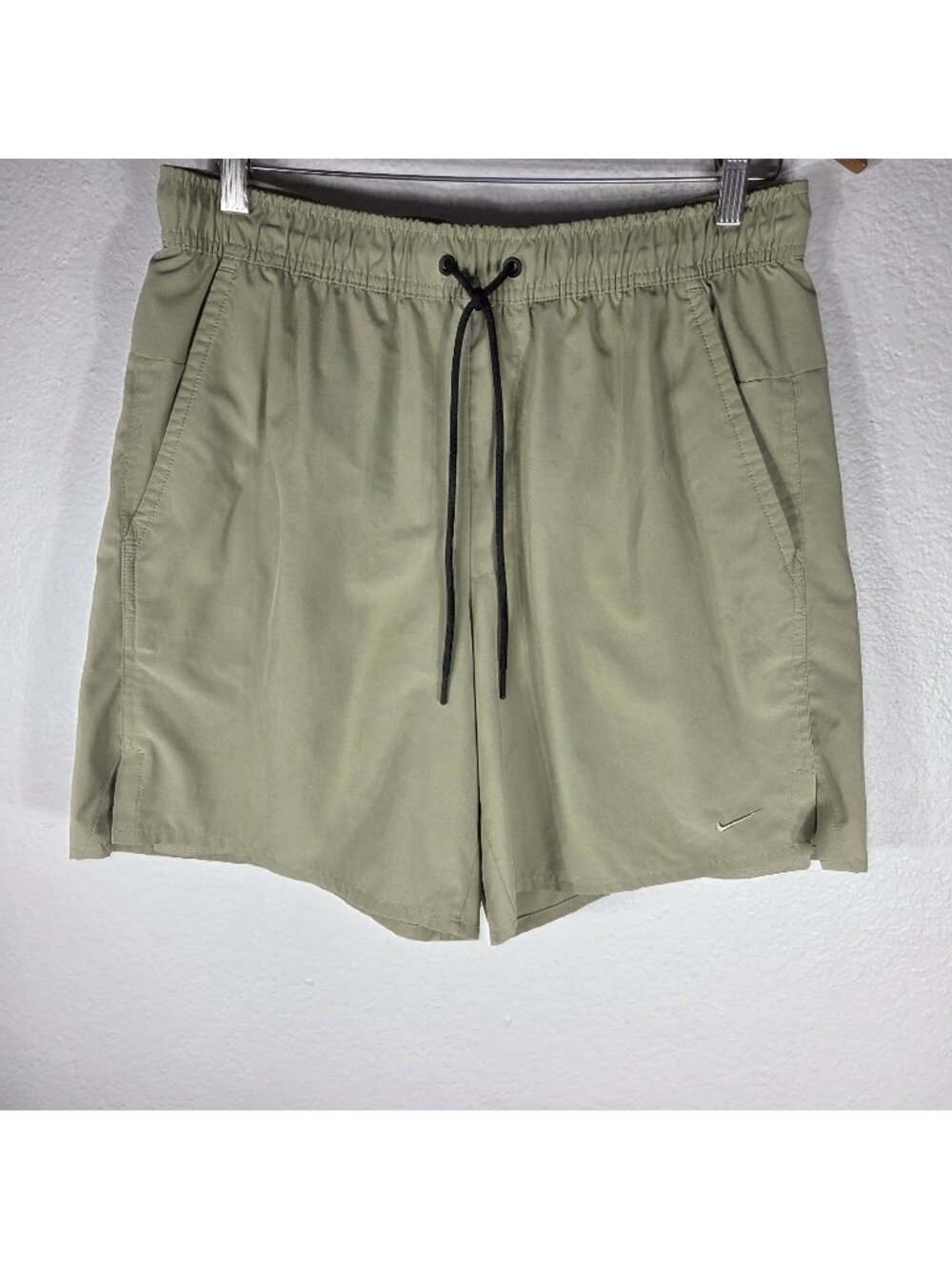 Nike Men's Unlimited Dri-FIT Shorts Size L Drawstring Neutral Olive Color